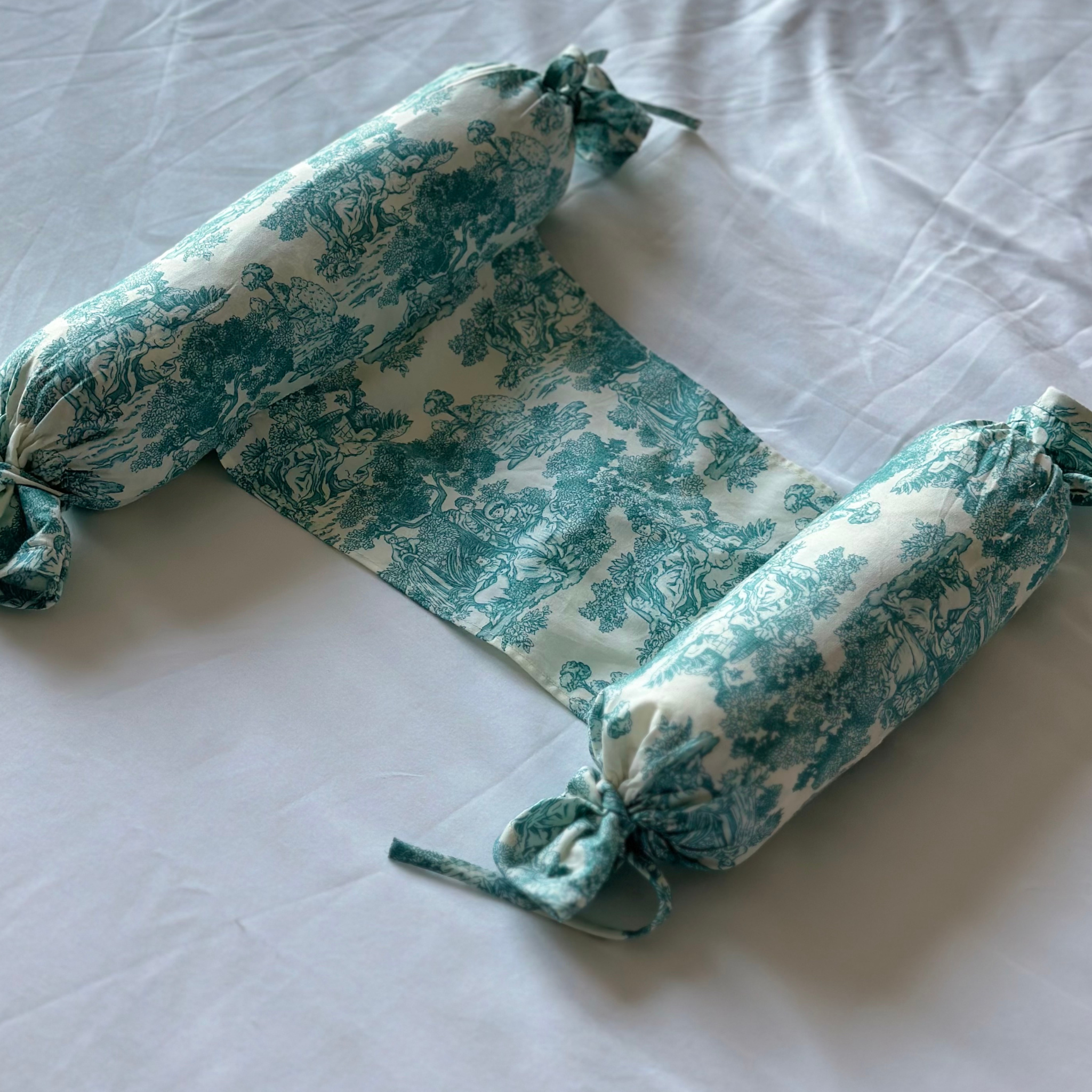 Anti-roll Pillow Charlotte Toile de Jouy